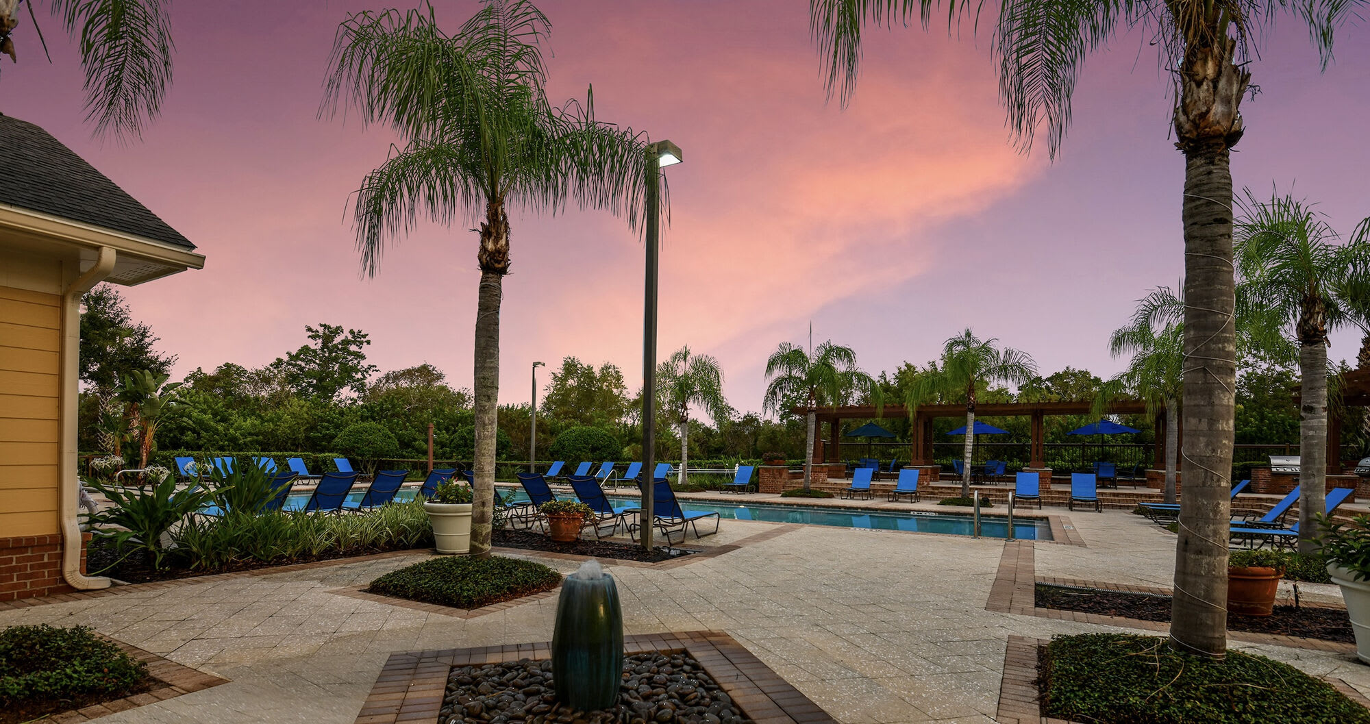 Town Center at Lakeside Village Apartments – photo 5
