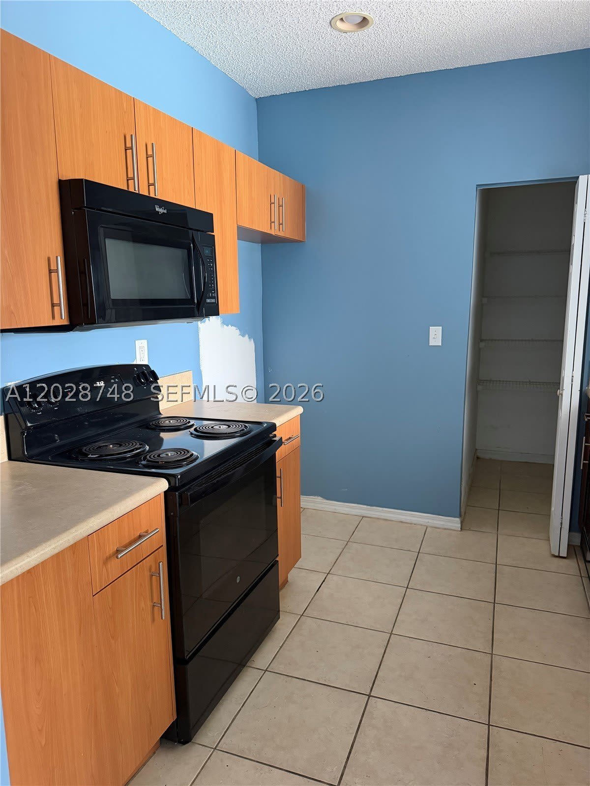 994 NE 42nd Ter – photo 5