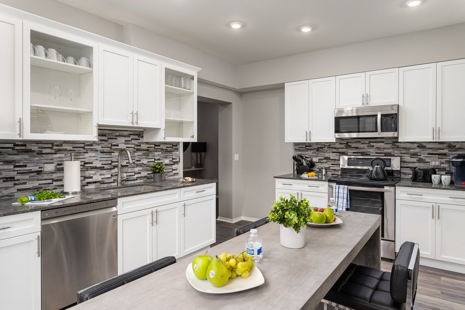 Park Heights By The Lake Apartments – photo 4