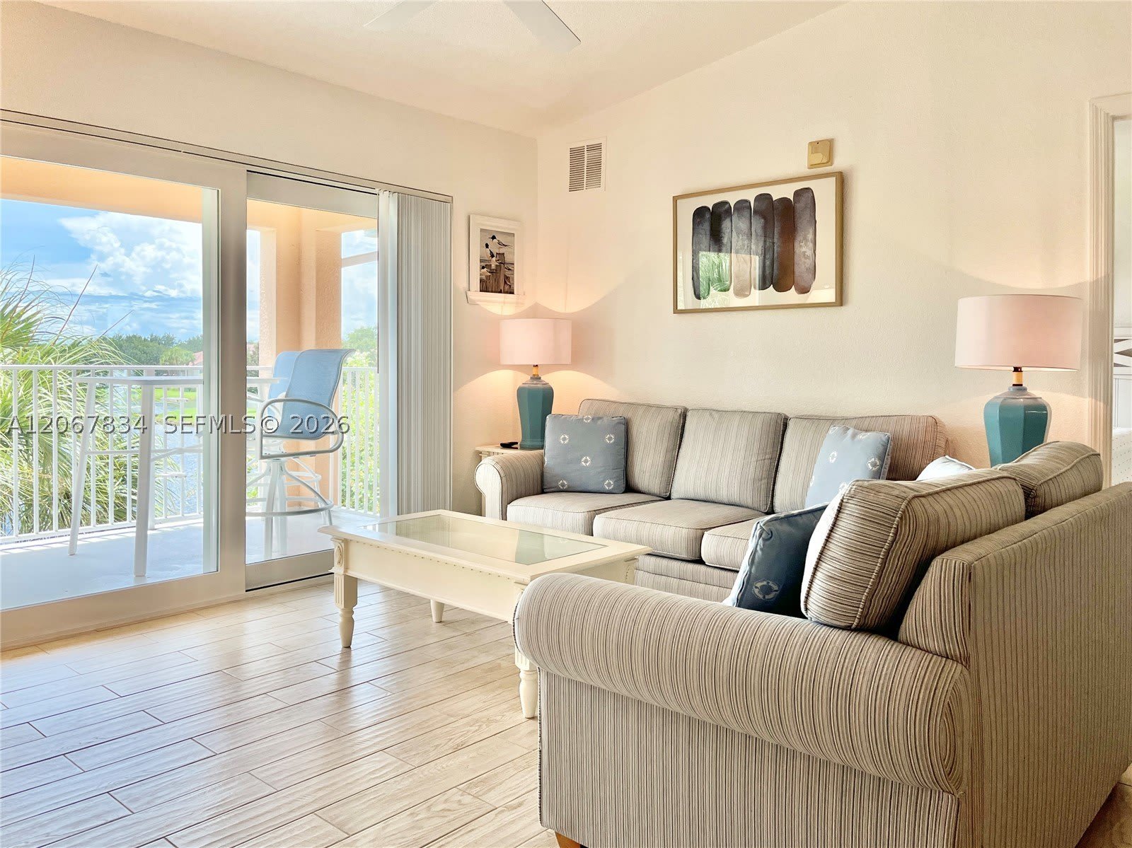 221 SW Palm Dr – photo 5