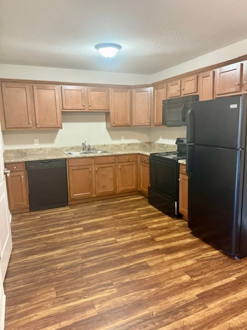 272 Audley Ave. B11 – photo 2
