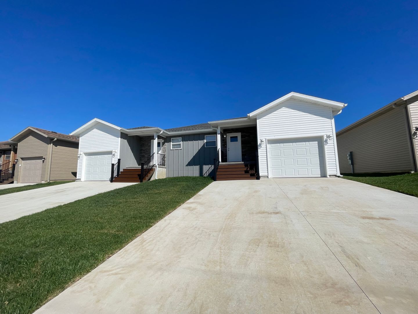 Luxury Lake Living Starts Here Brand New 2 Bed 2 Bath House In Kimberling City Year Round Vacation Home – photo 4