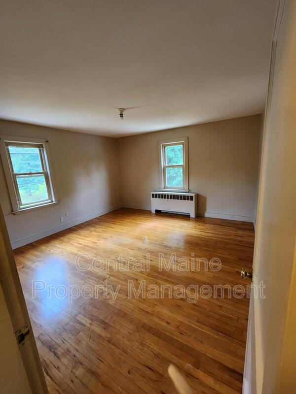 156 Cottage St. 2nd fl. L – photo 2
