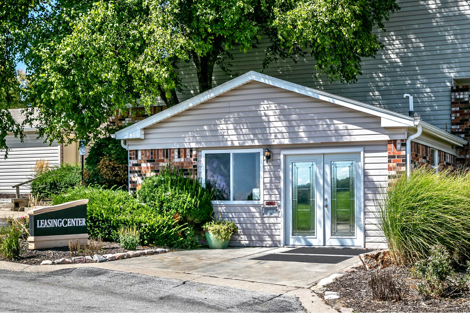 Terrace Garden Townhomes – photo 2