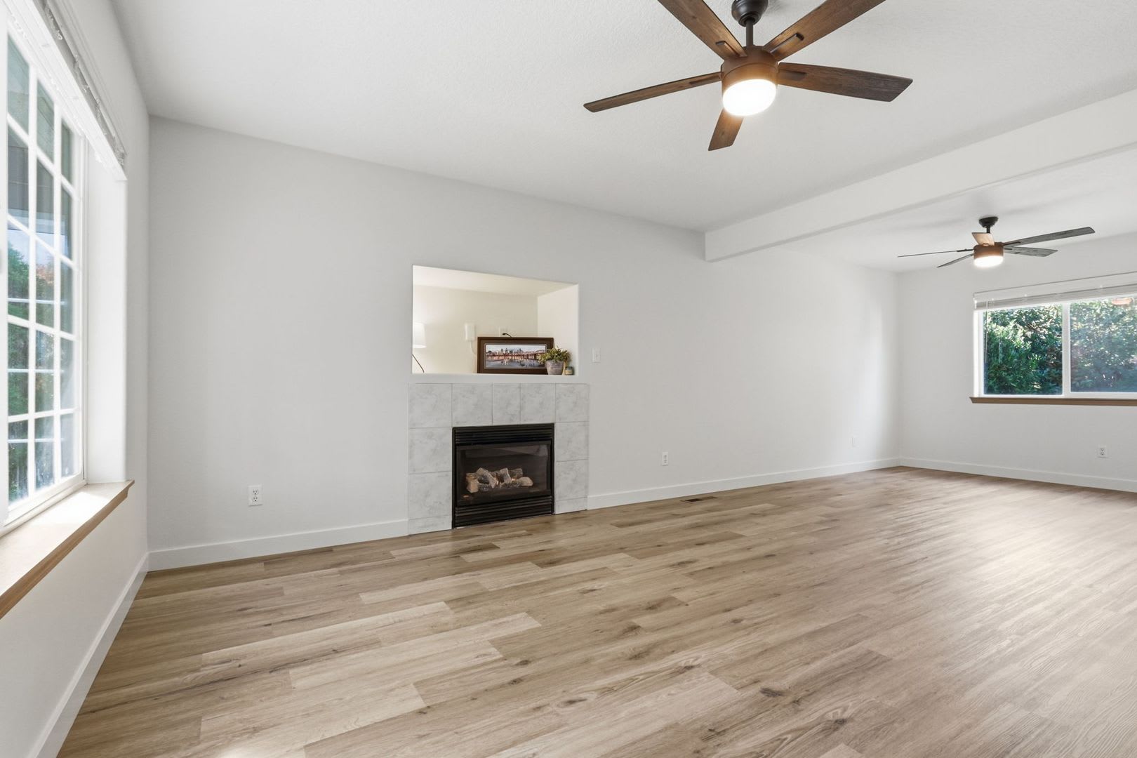 Newly Updated Stunning Home – photo 4