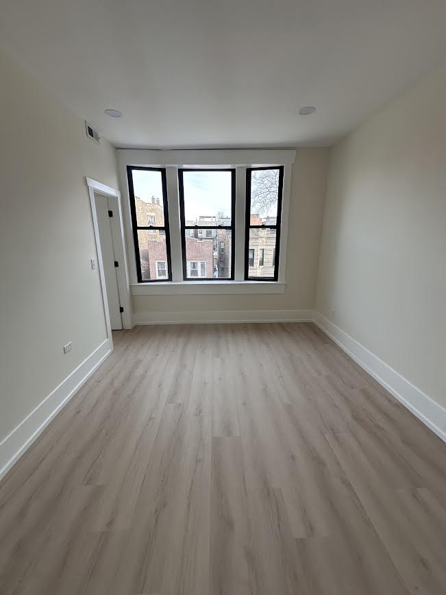 944 North Damen Avenue – photo 3