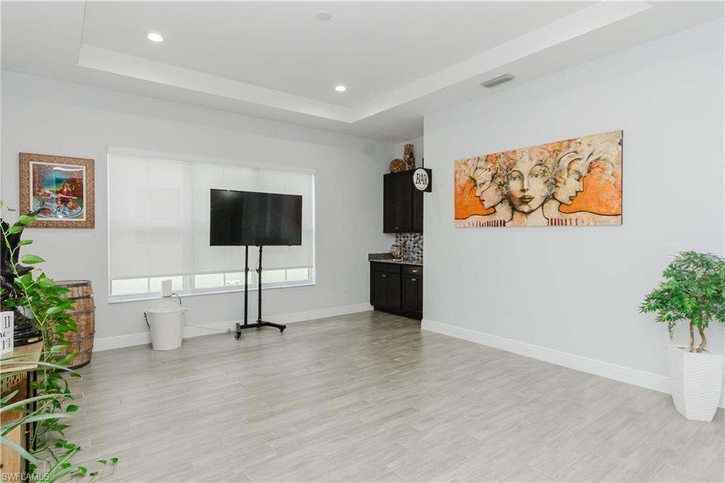 4870 Frattina Street – photo 3