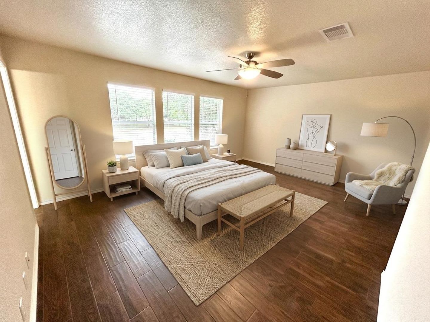 *MOVE IN SPECIAL* Beautiful 4-Bedroom Home Near UTSA & La Cantera! AVAILABLE NOW! – photo 5