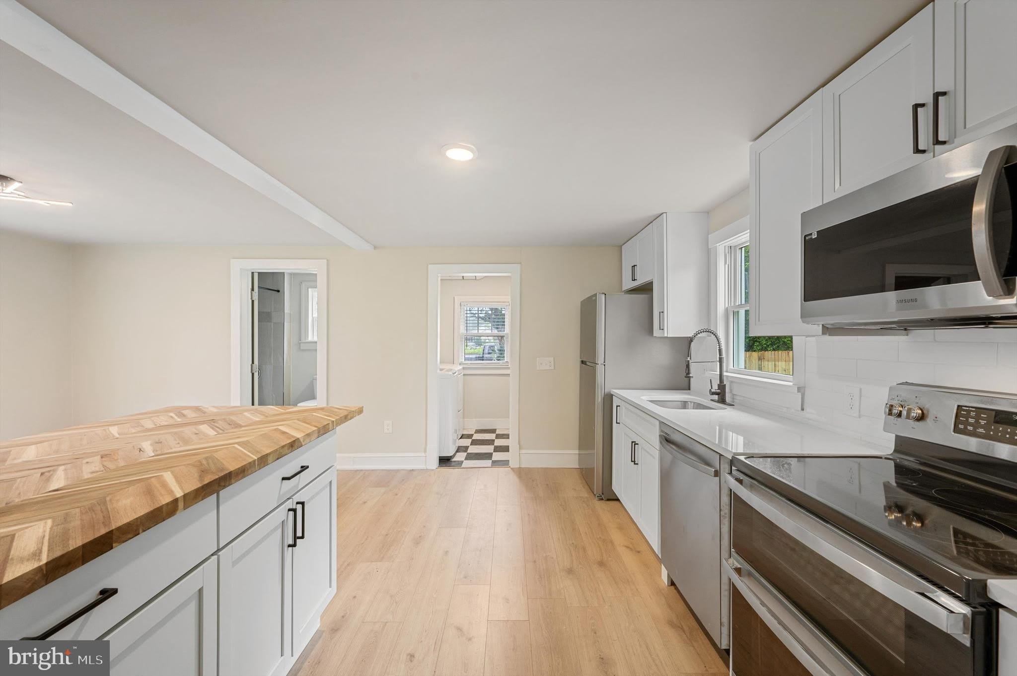 553 HIGHLAND Avenue – photo 3