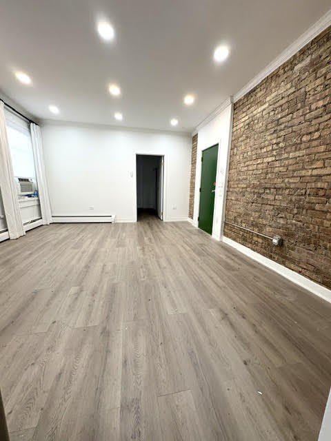 919 W Irving Park Road – photo 3