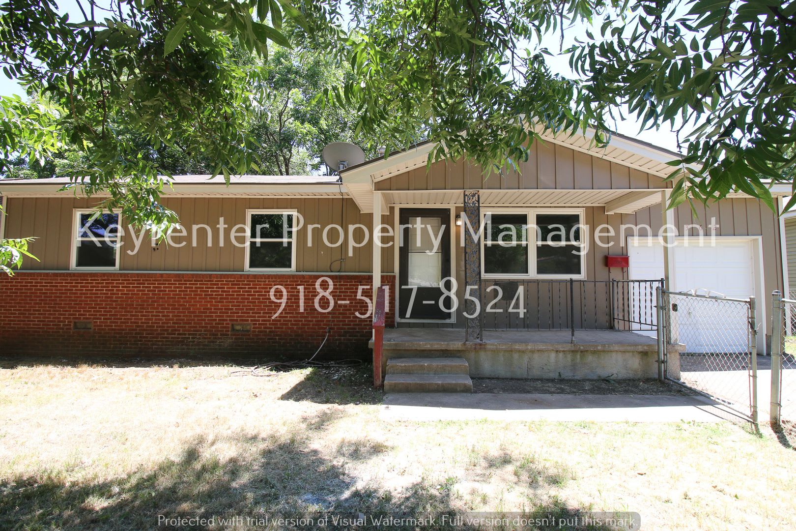 3 Bedroom 1 Bathroom With Attached Garage And Fenced In Yard Available 8 15 – photo 1