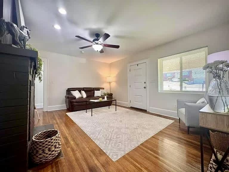 408 Broughton Street – photo 3