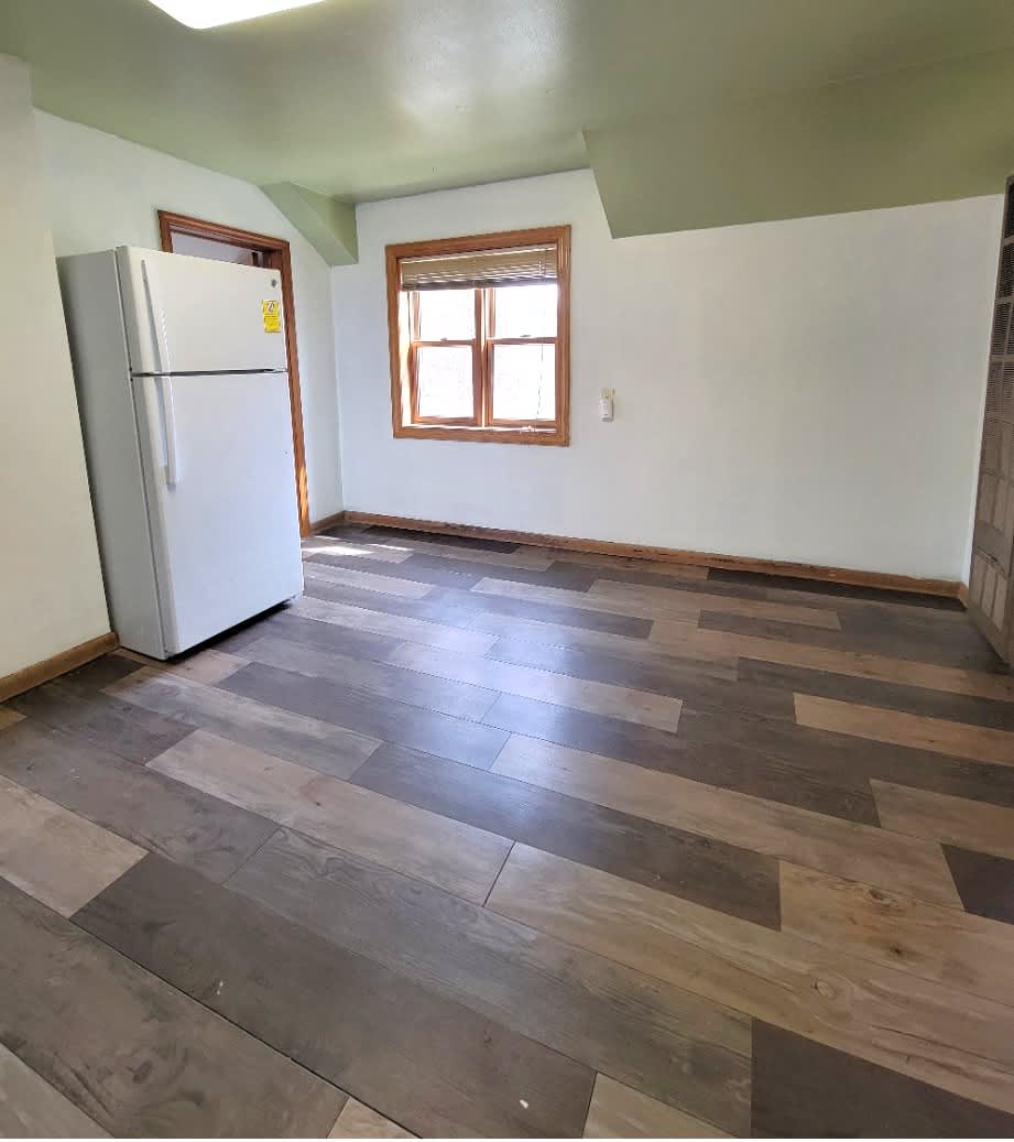 402 1/2 N 2nd Ave – photo 3