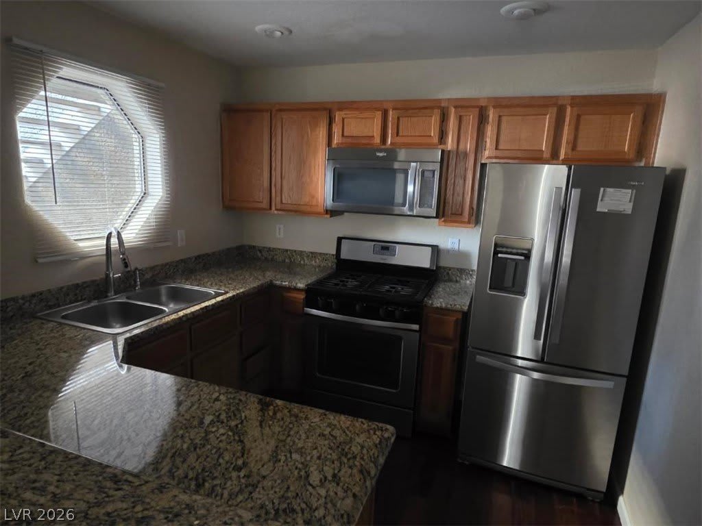 5052 S Rainbow Boulevard – photo 3