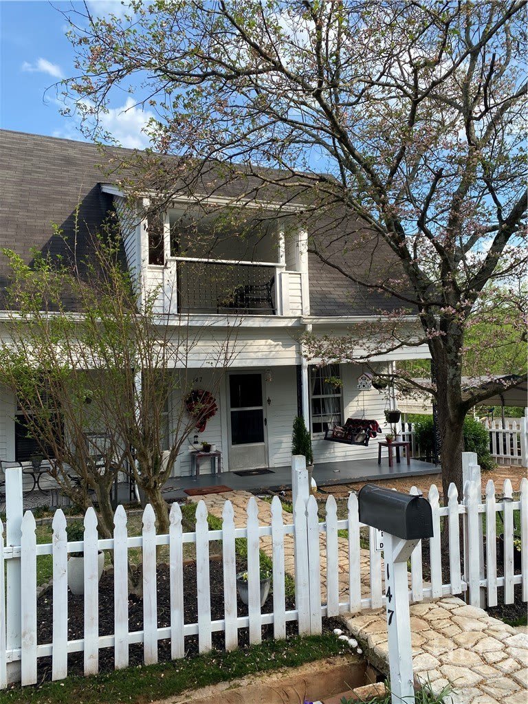 147 White Circle – photo 3