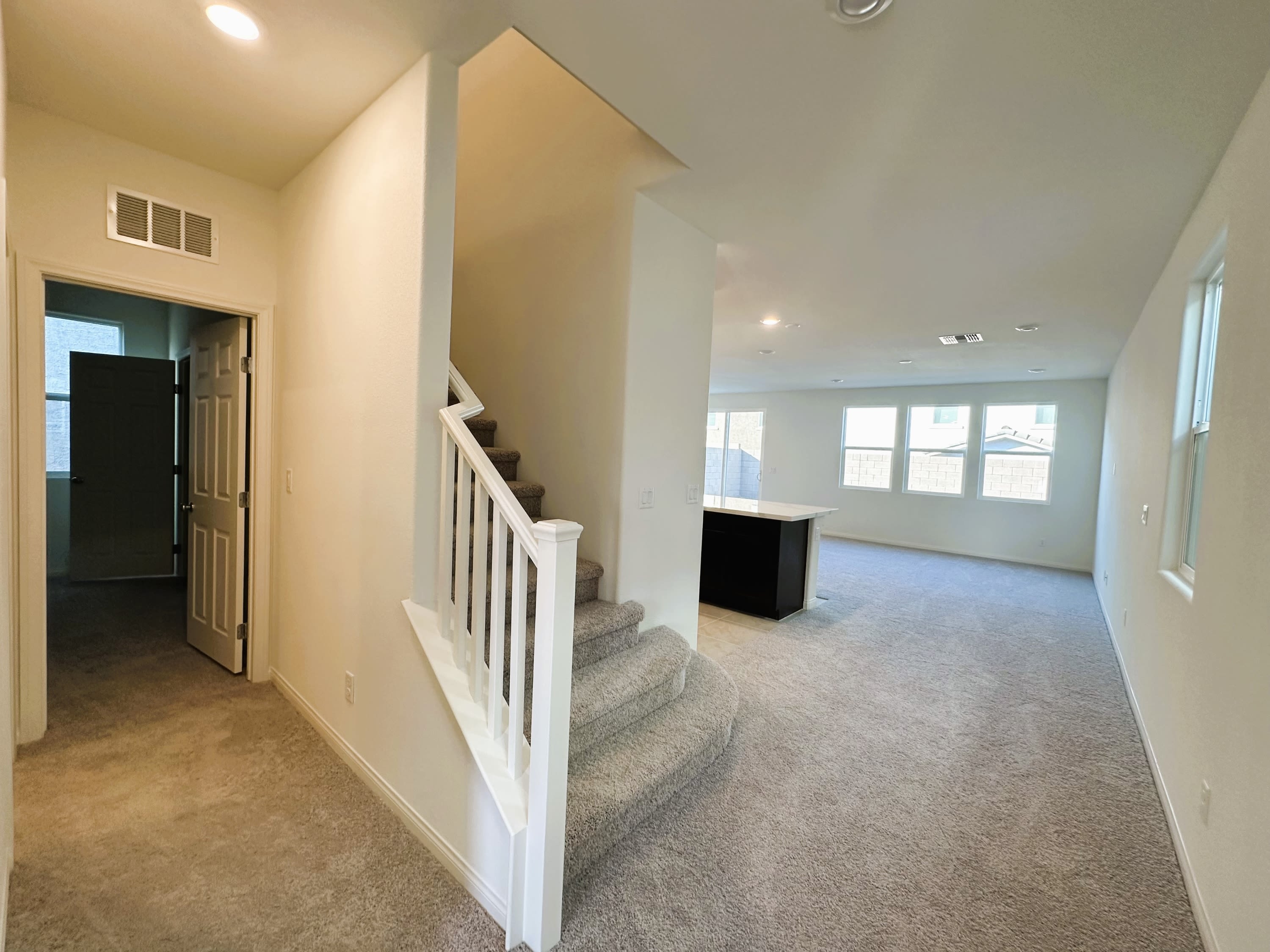 7024 Cottage Vista Avenue – photo 2