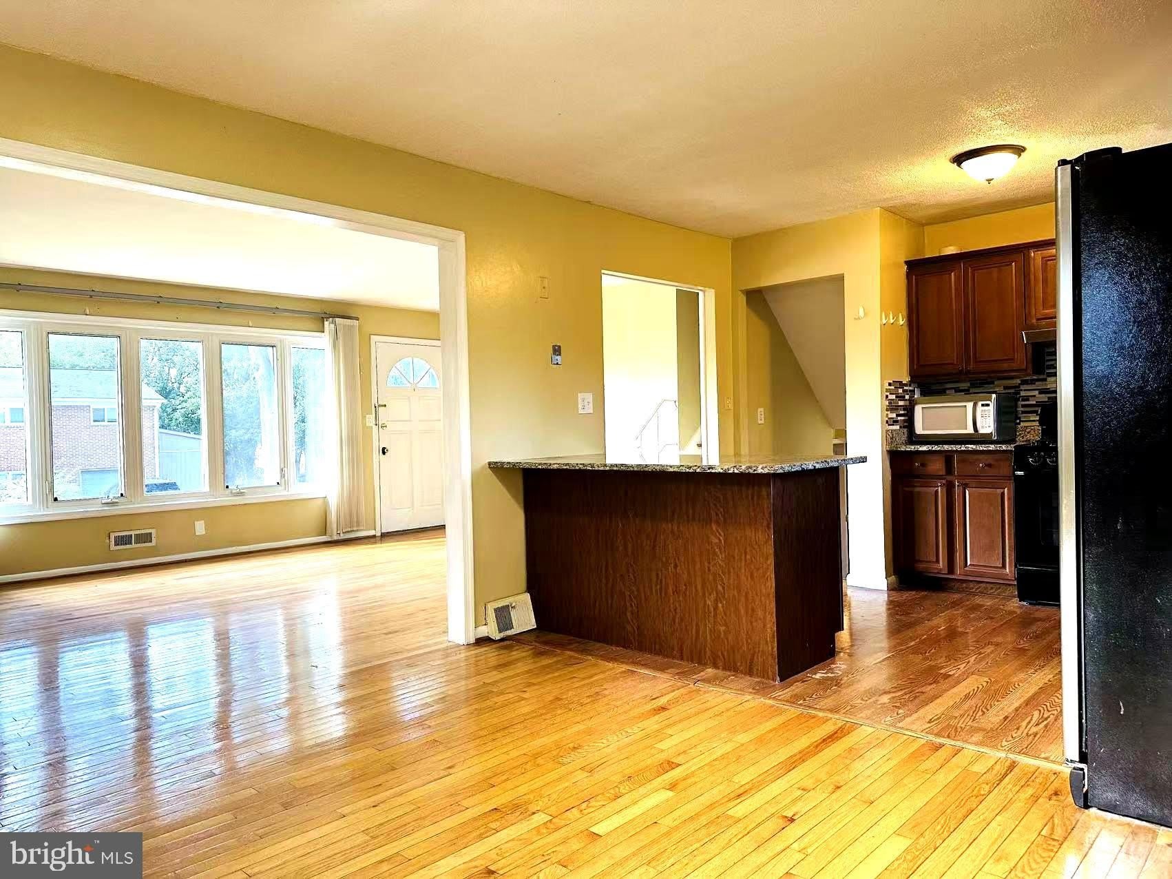 11 WENDSLOW Road – photo 4