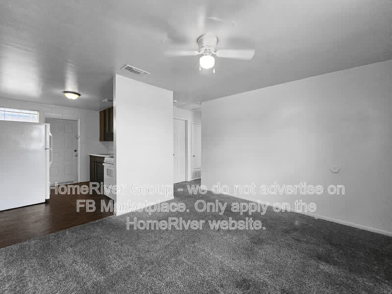 380 Sterling St – photo 3