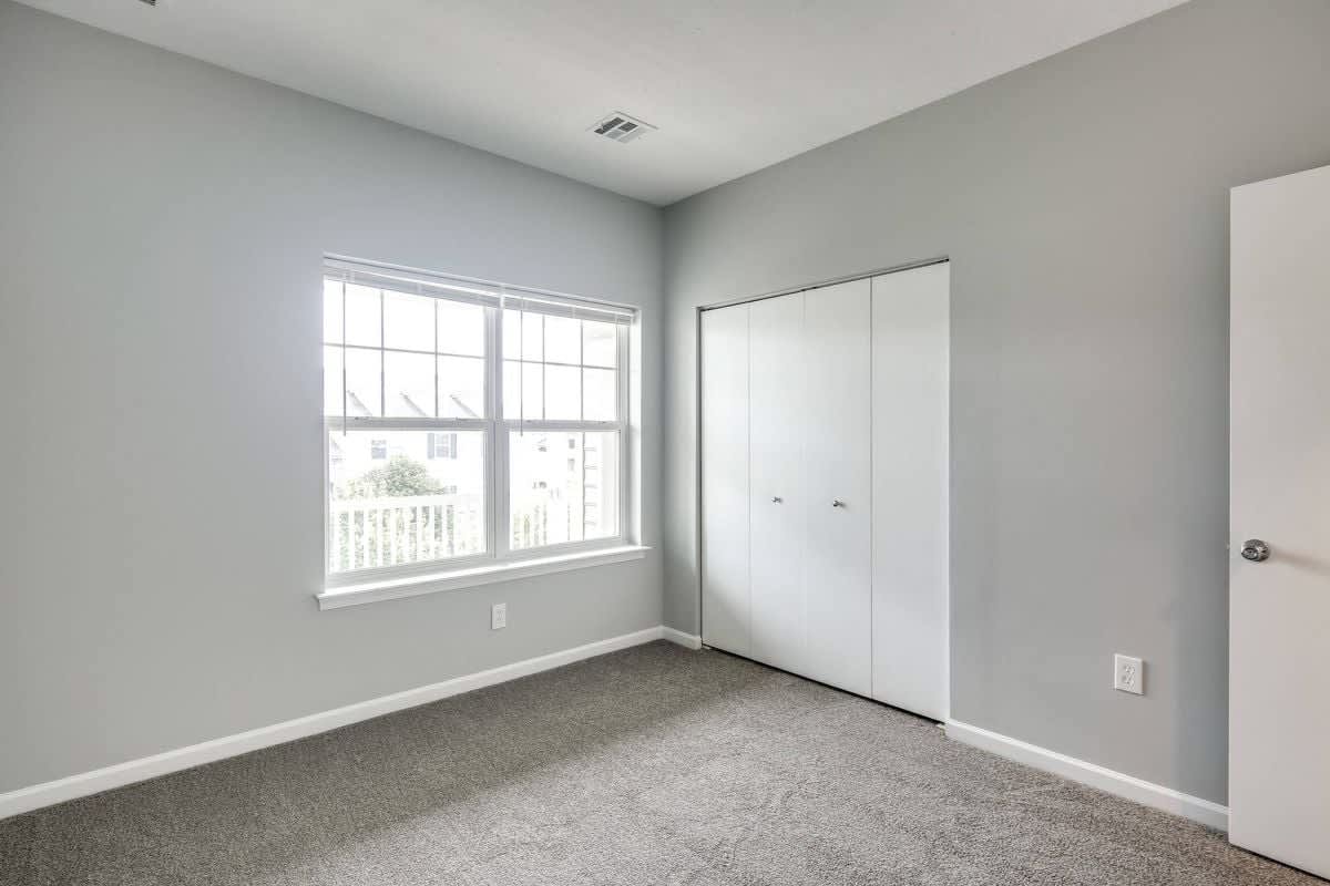 The Villas of Castleton Apartments – photo 2