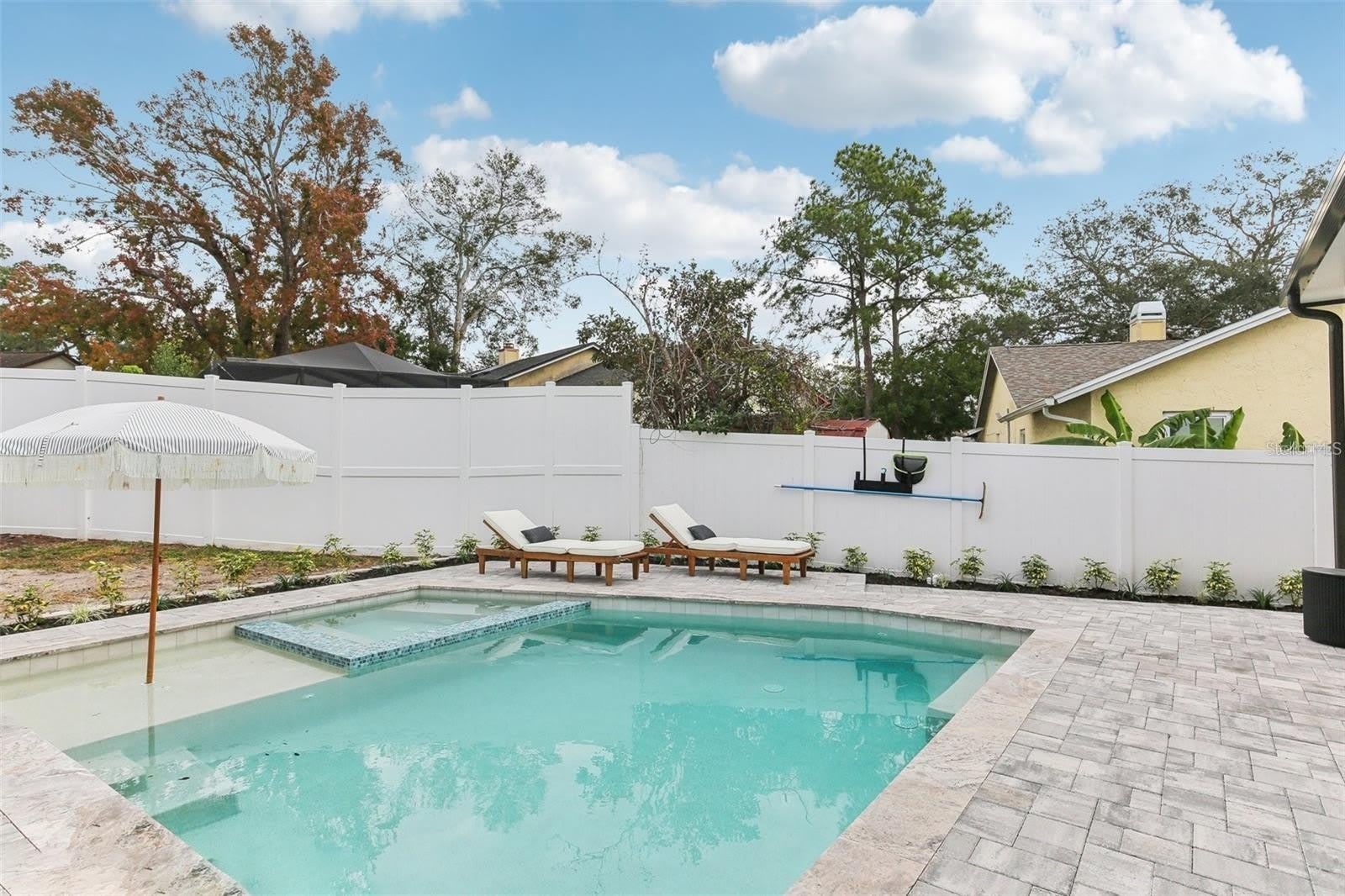 3775 SPRINGHILL Circle – photo 2