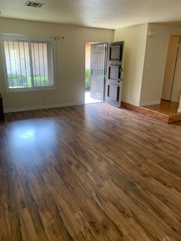 439 Bluffview Road – photo 2