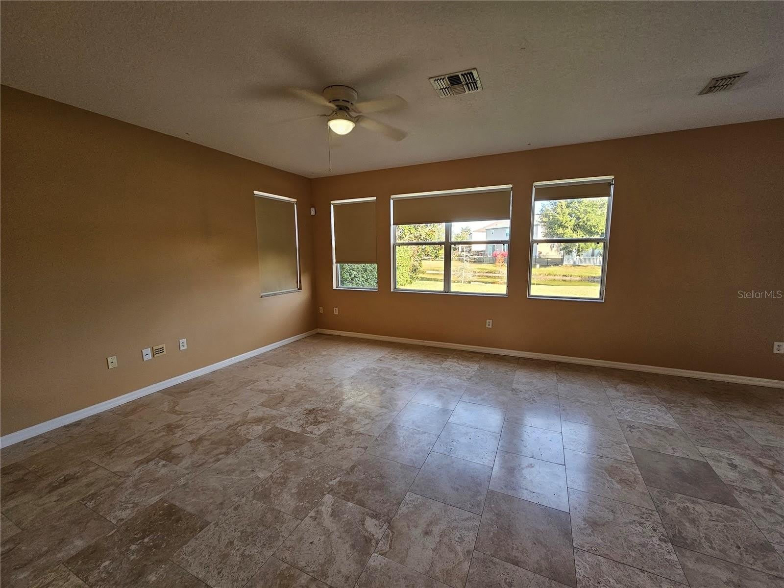 1881 STRATHMORE Circle – photo 3