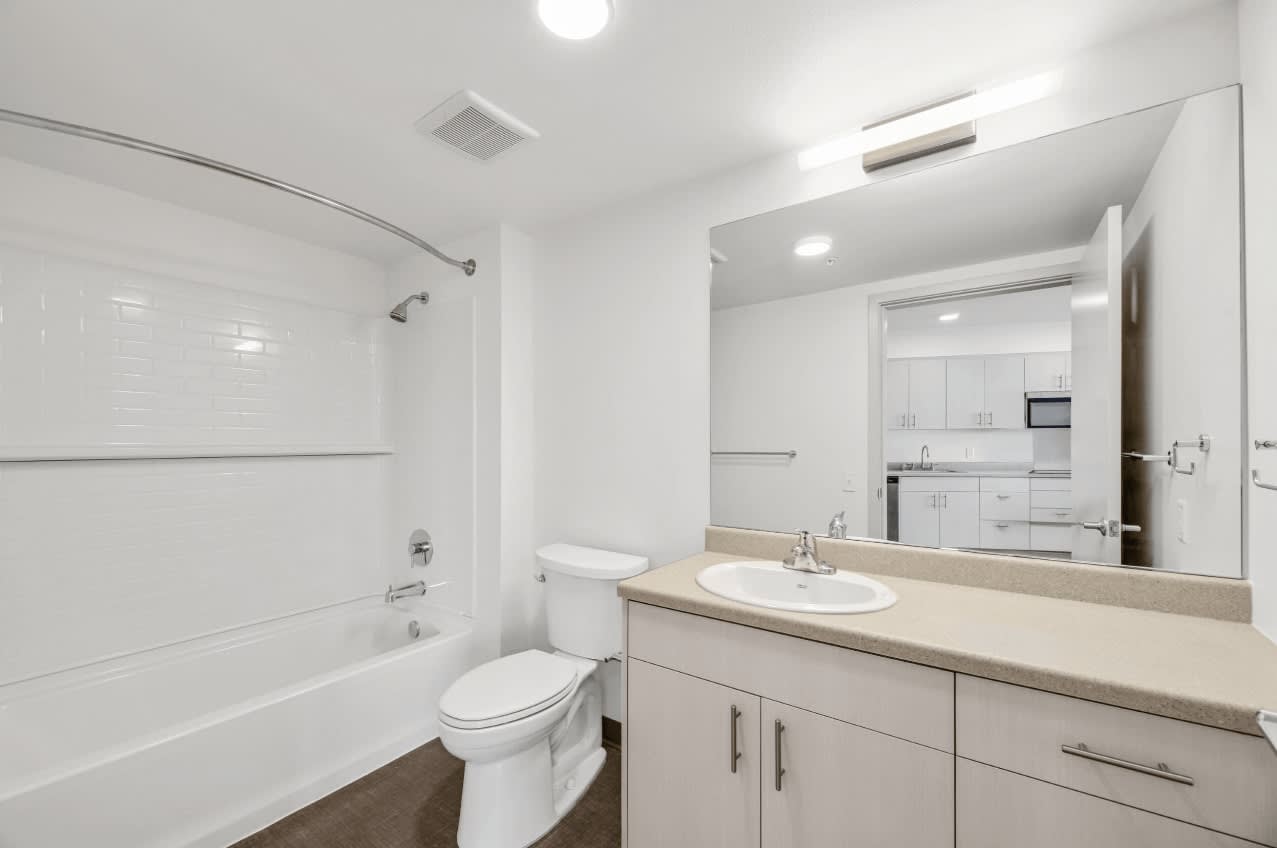 Tahoma Valley Apartments – photo 5