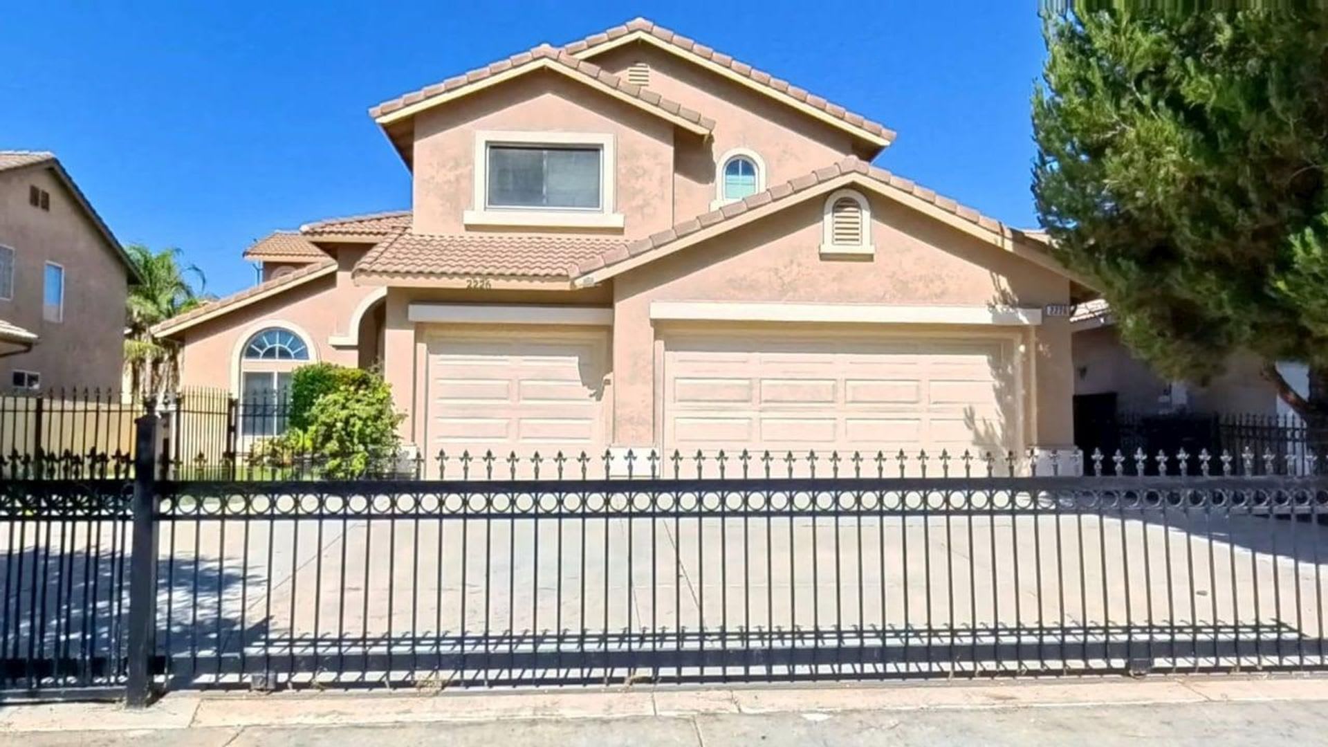 2226 Willowbrook Ln – photo 1