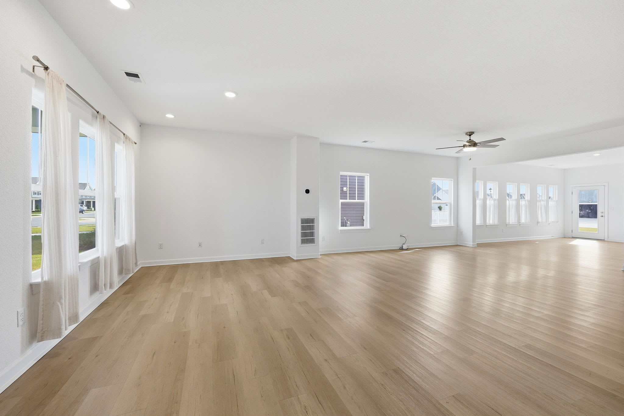 208 Ryker Road E – photo 4