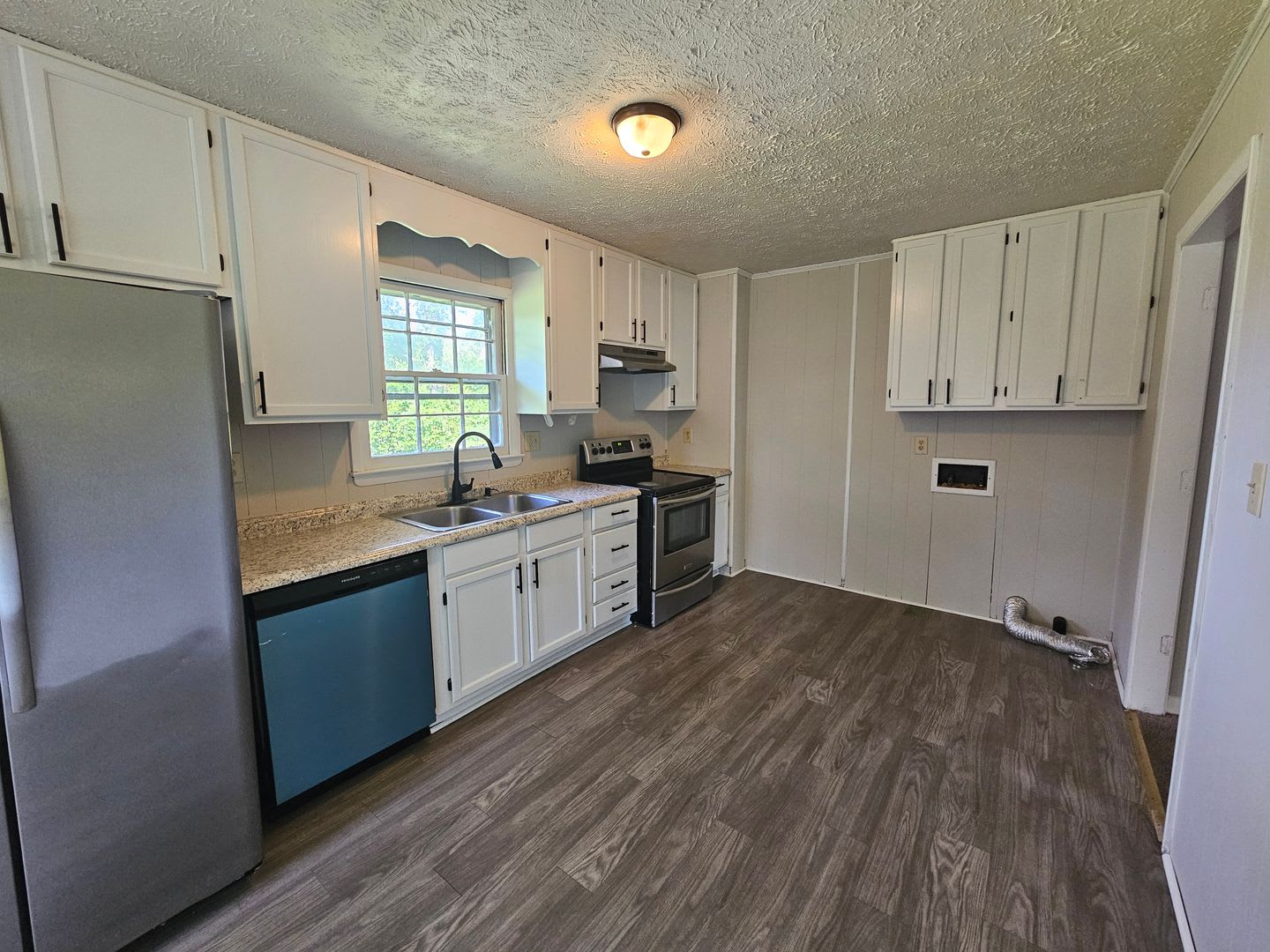 NEW LISTING!!!!! – photo 5