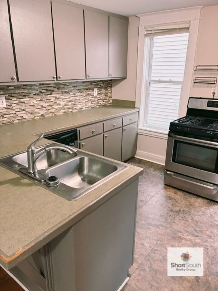 23 Fairbanks Street Northeast – photo 4