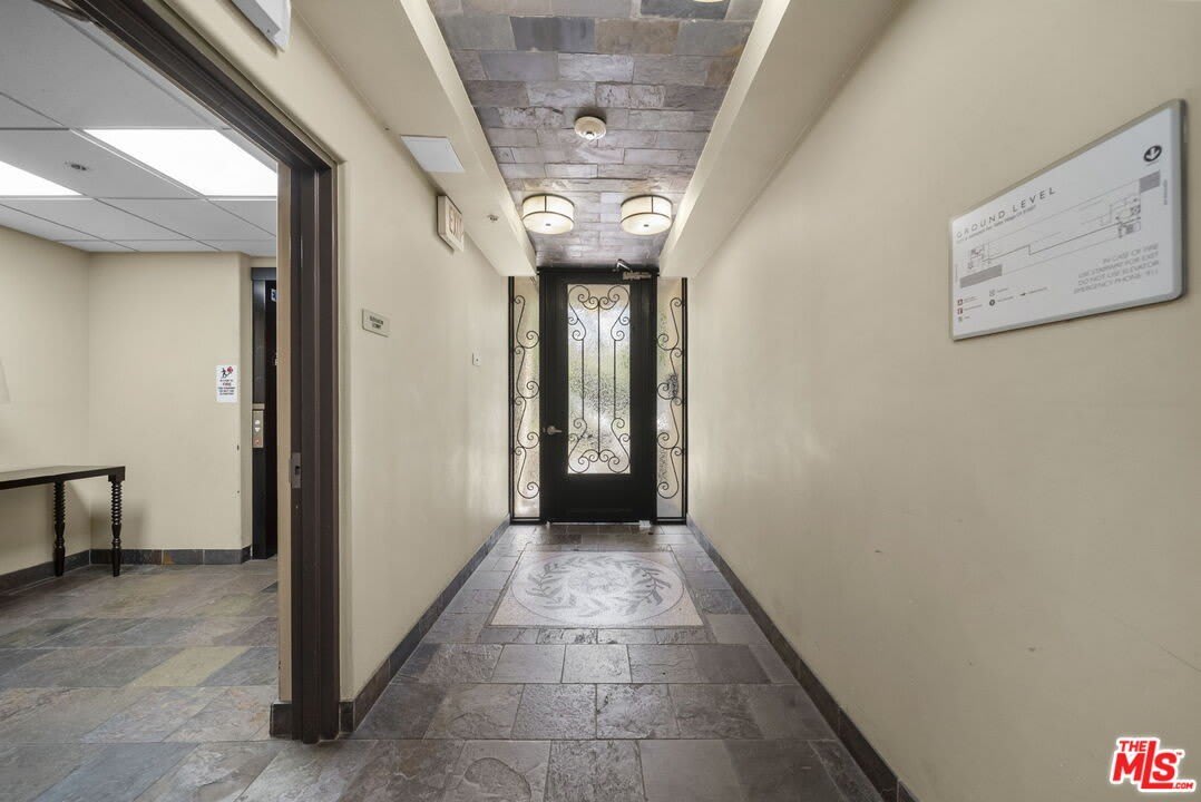 5315 Bellingham Ave – photo 2