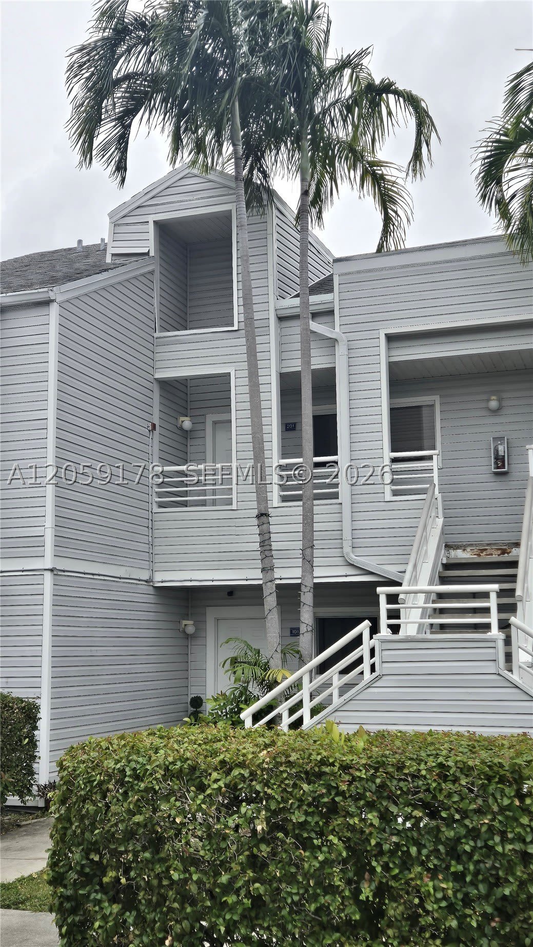 3409 NW 44th St – photo 4