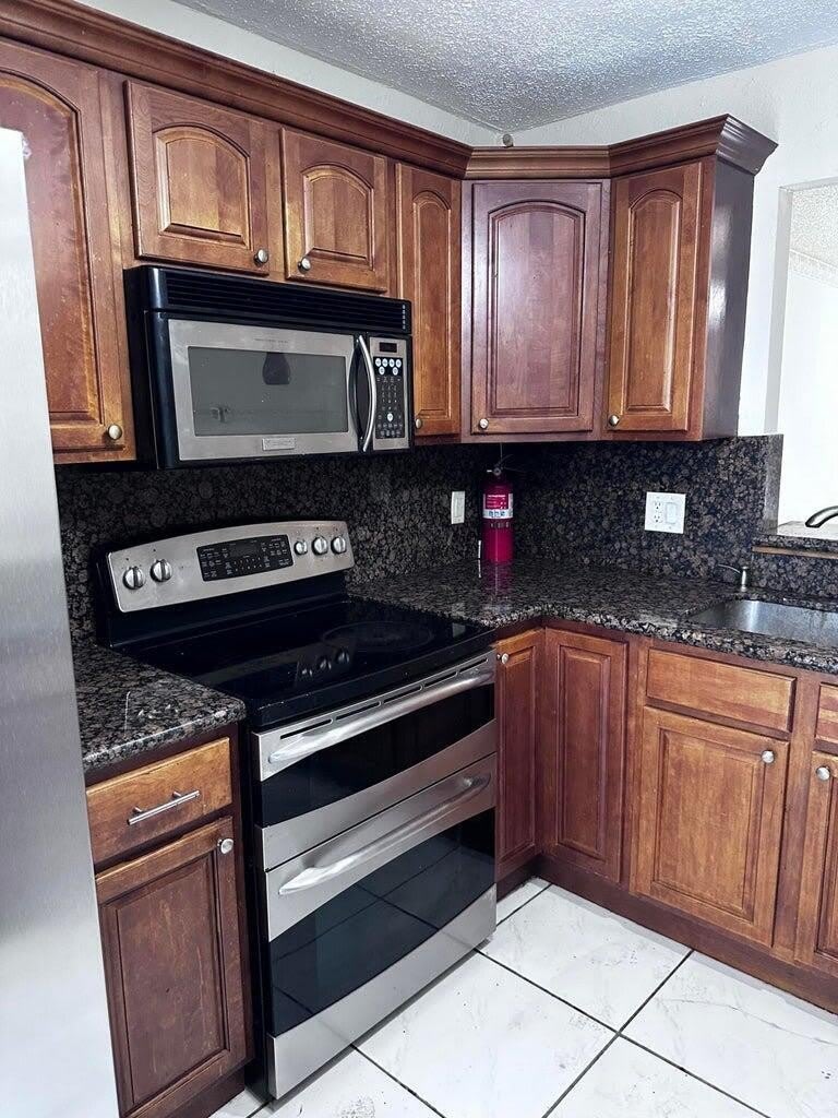 6200 S Falls Cir Drive – photo 2