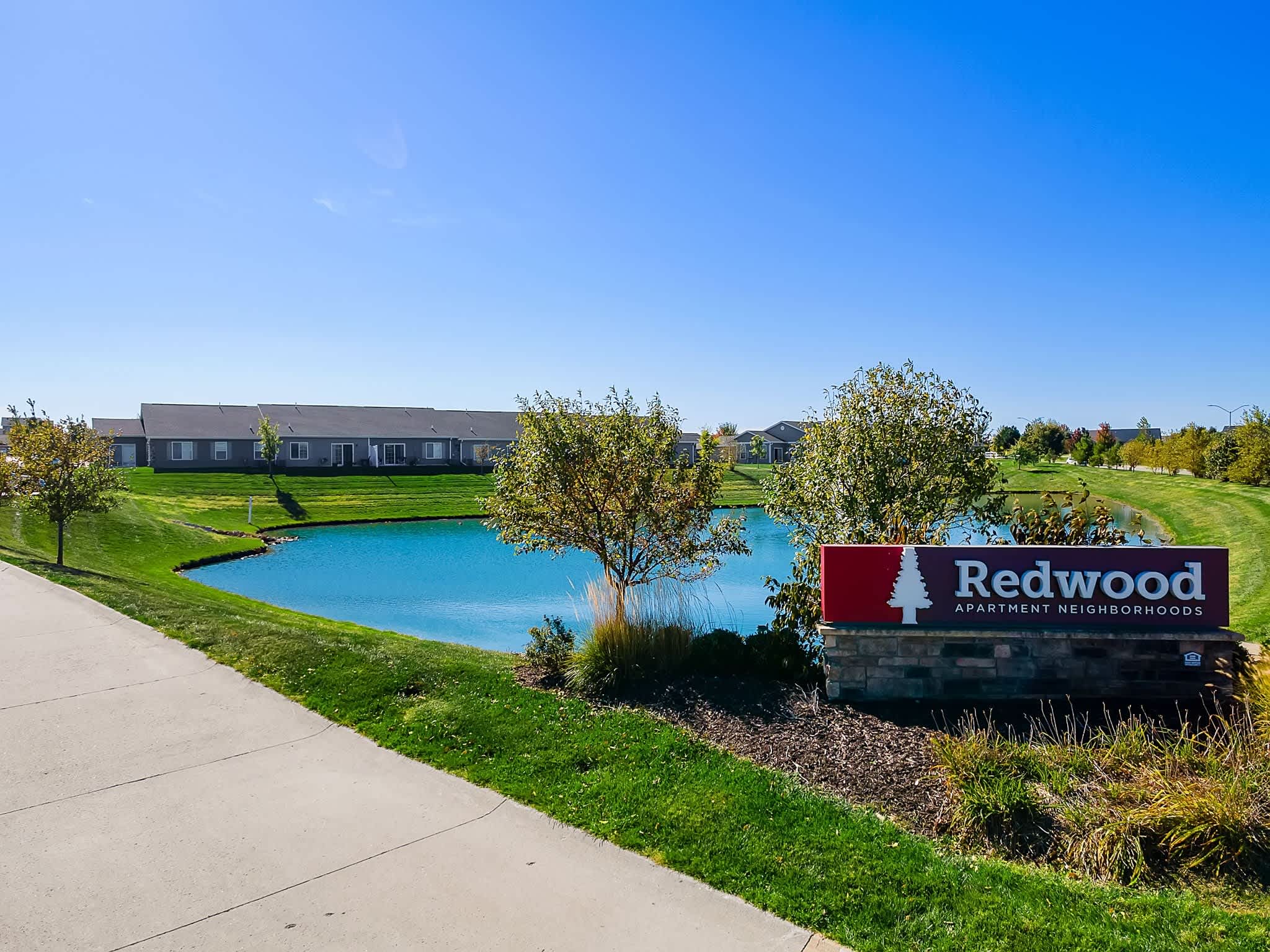 Redwood Waukee Douglas Parkway – photo 5