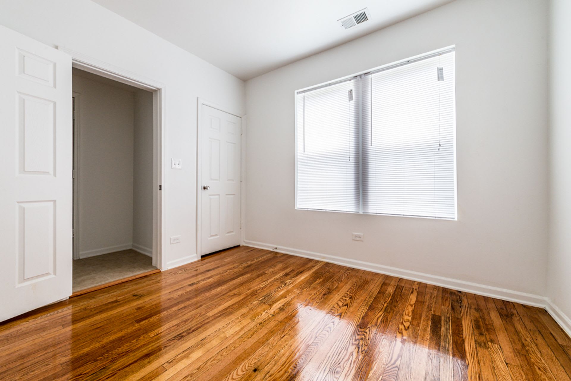 7406 S Perry Ave – photo 5