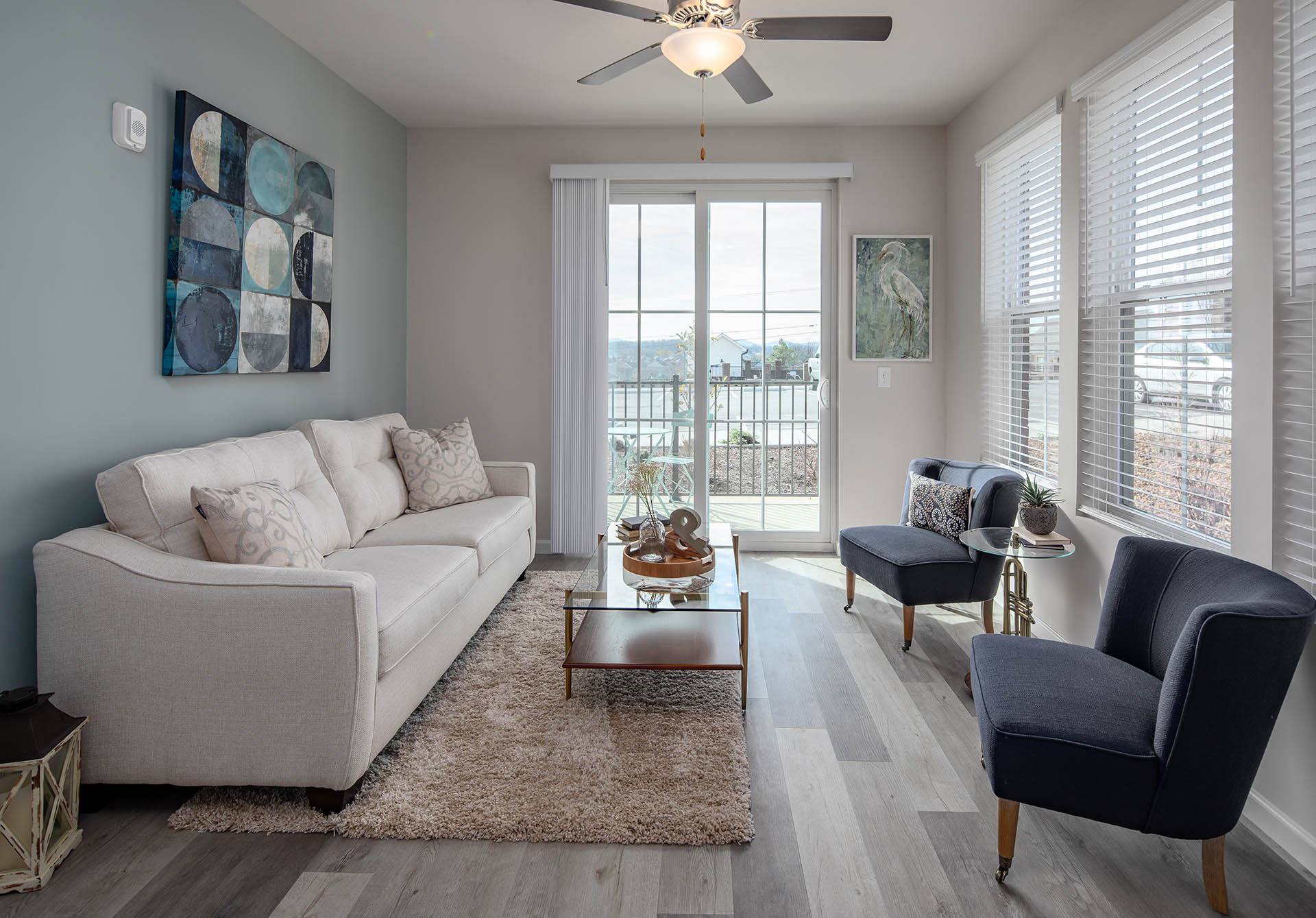 Crest At Burkitt Ridge Apartments And Townhomes – photo 3