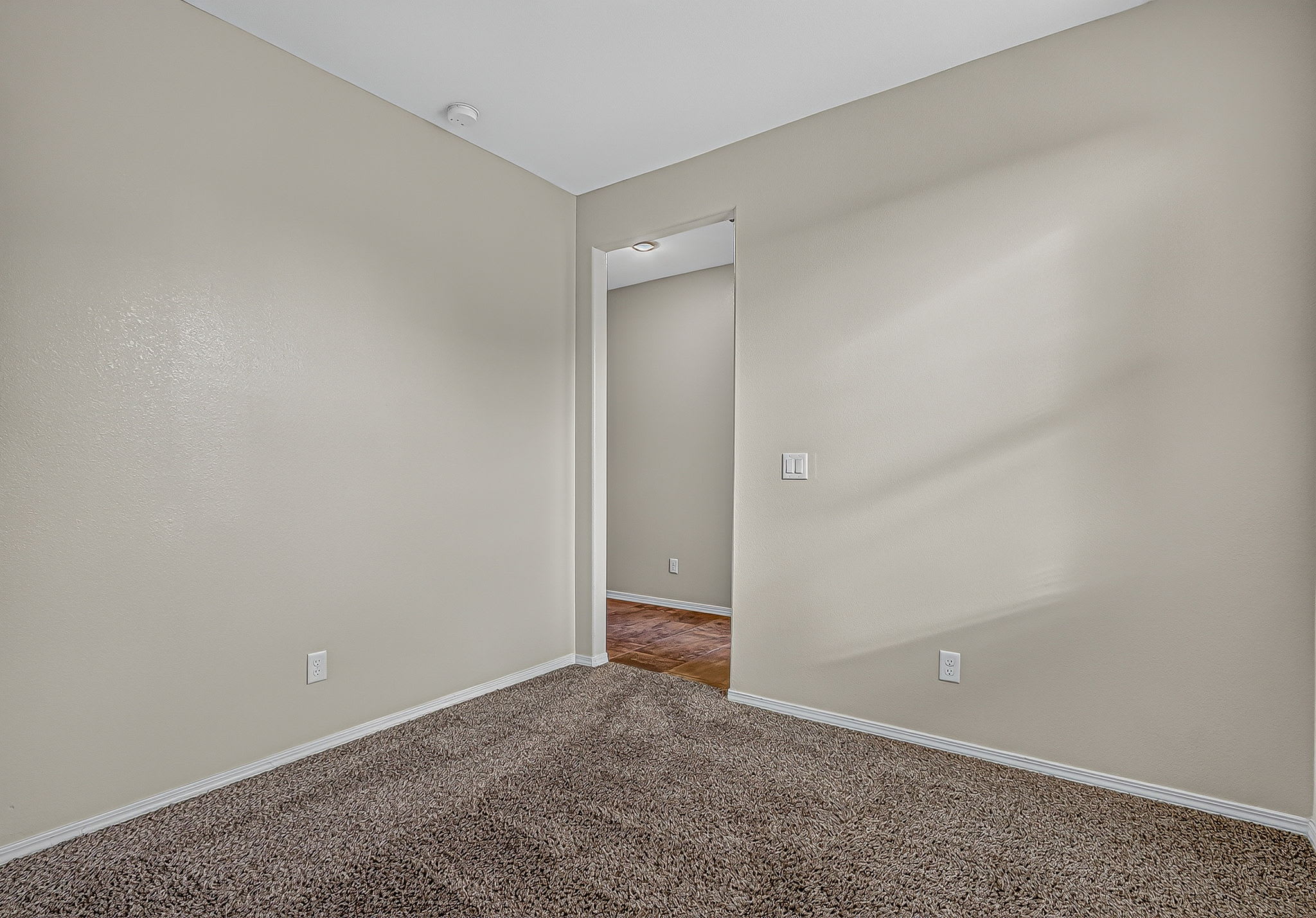 11477 Dawn View Road – photo 5