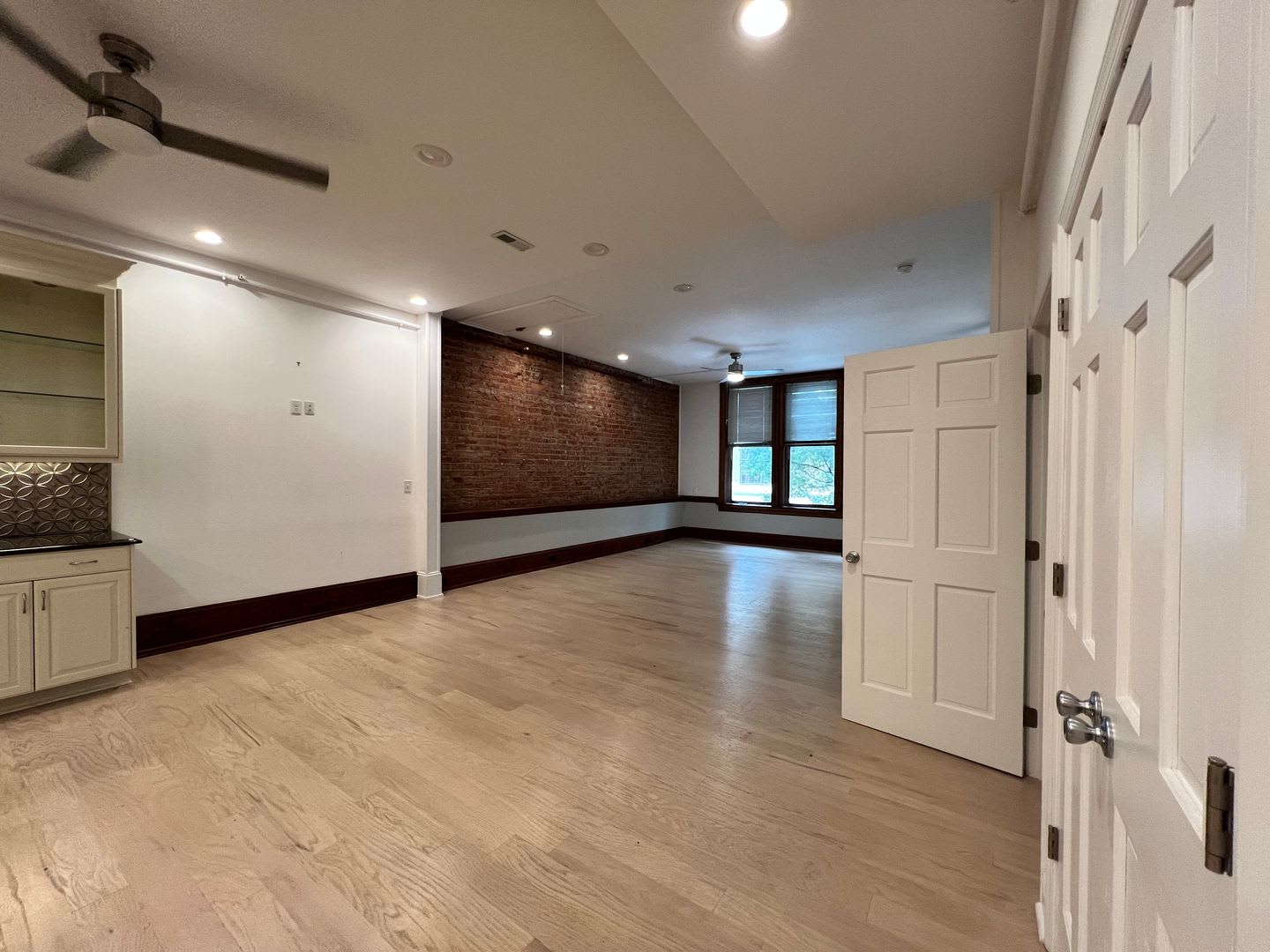 22 Campbell Ave SE – photo 4