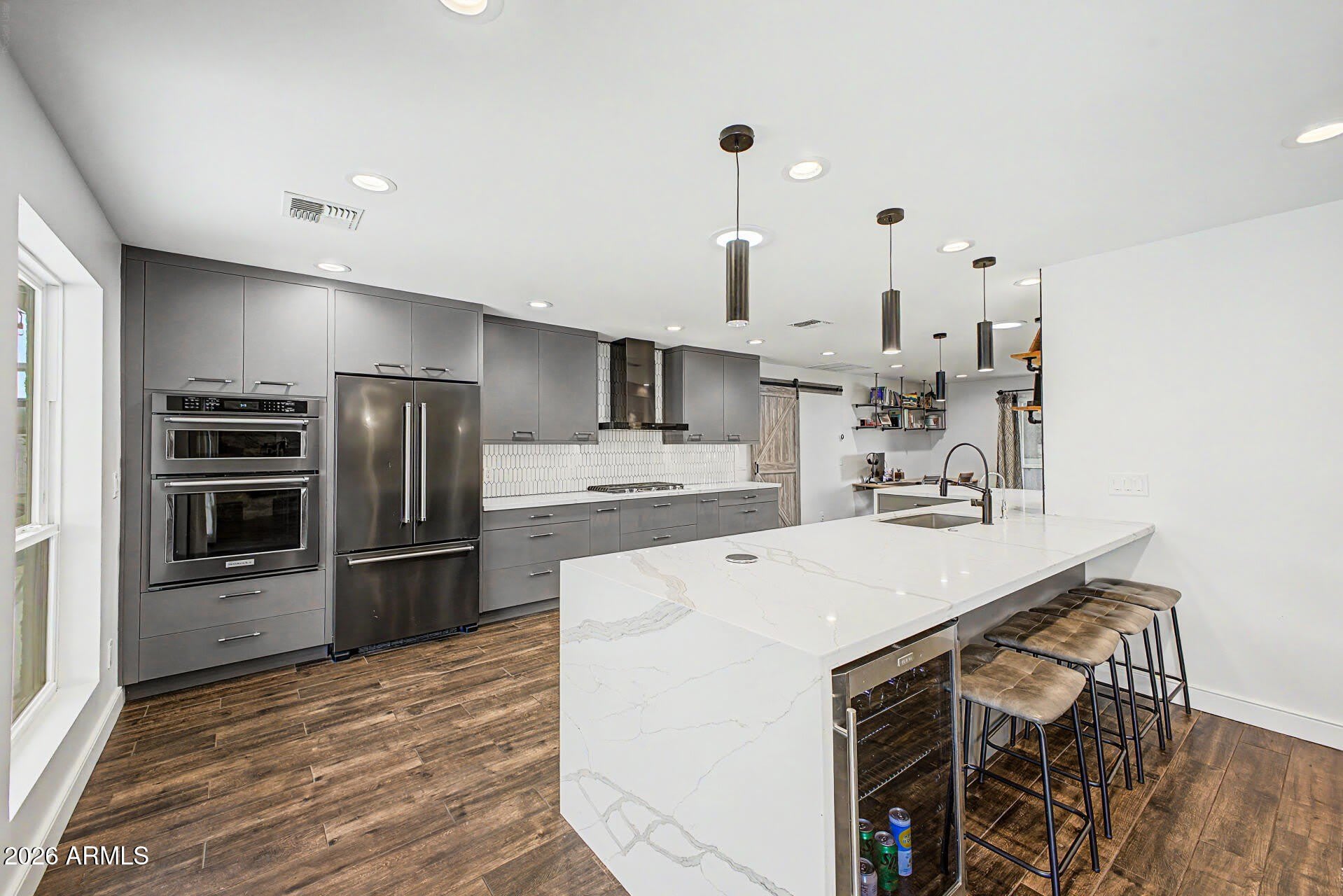 333 E Deepdale Road – photo 4