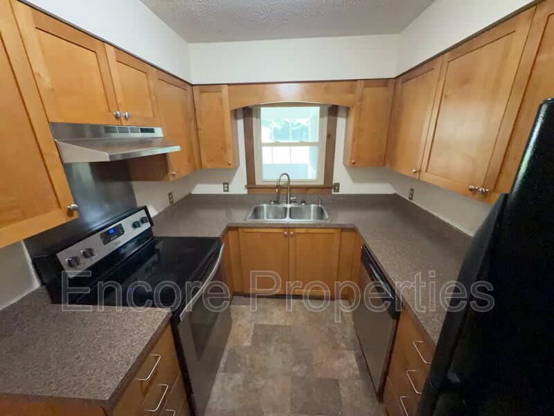 1125 Bermuda Run – photo 3