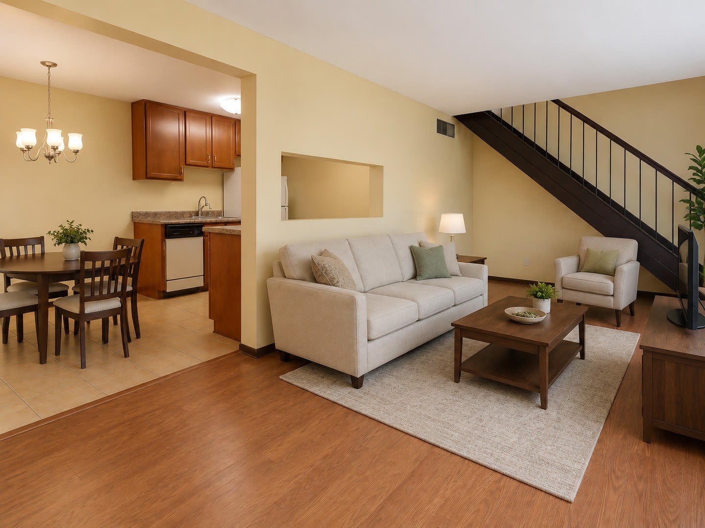 304 Creekside Court – photo 4