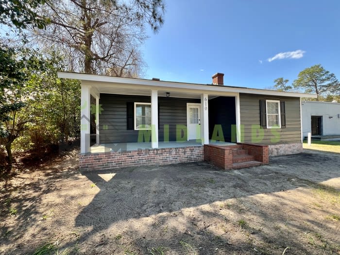 610 West Hampton Avenue – photo 2