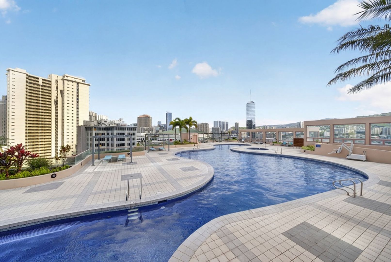 Island View at Waikiki Landmark: Waikiki Luxury Condo w/ Pool, Spa, Gym & Lanais – photo 2