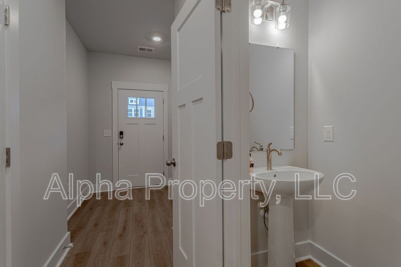 1326 Maplesmith Way – photo 3