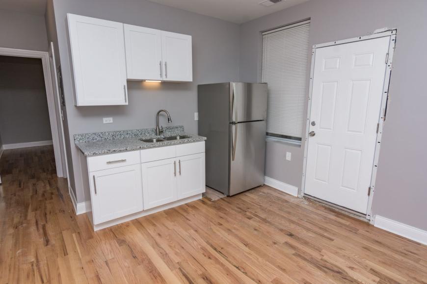848 West 61st St. – photo 2