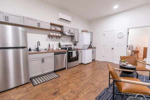 1813 Alpine Drive – photo 3