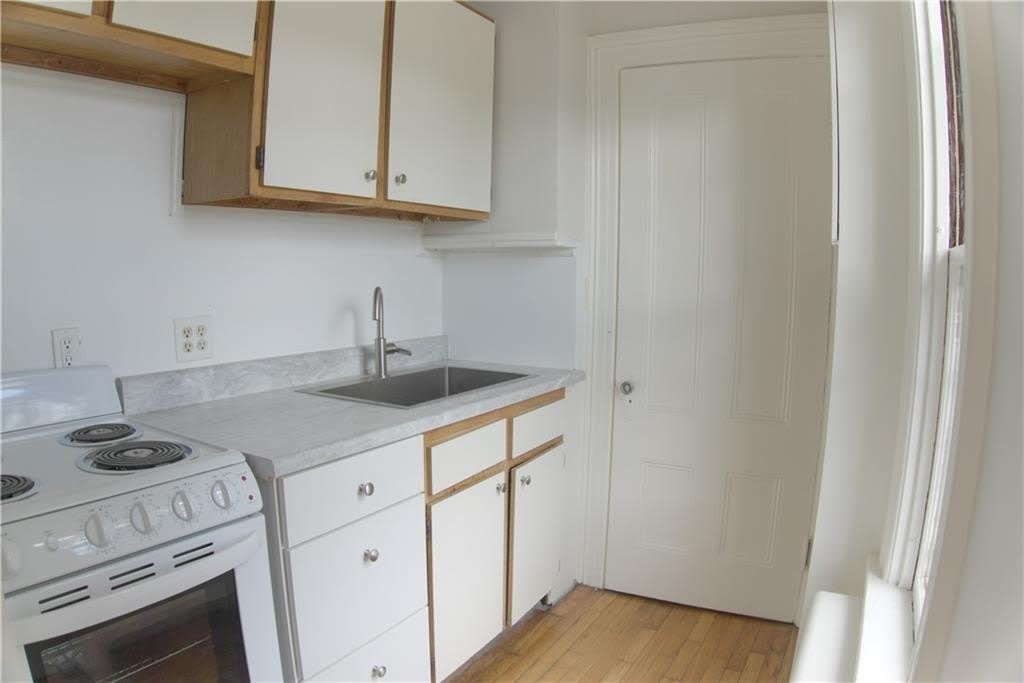 765 Park Avenue – photo 4