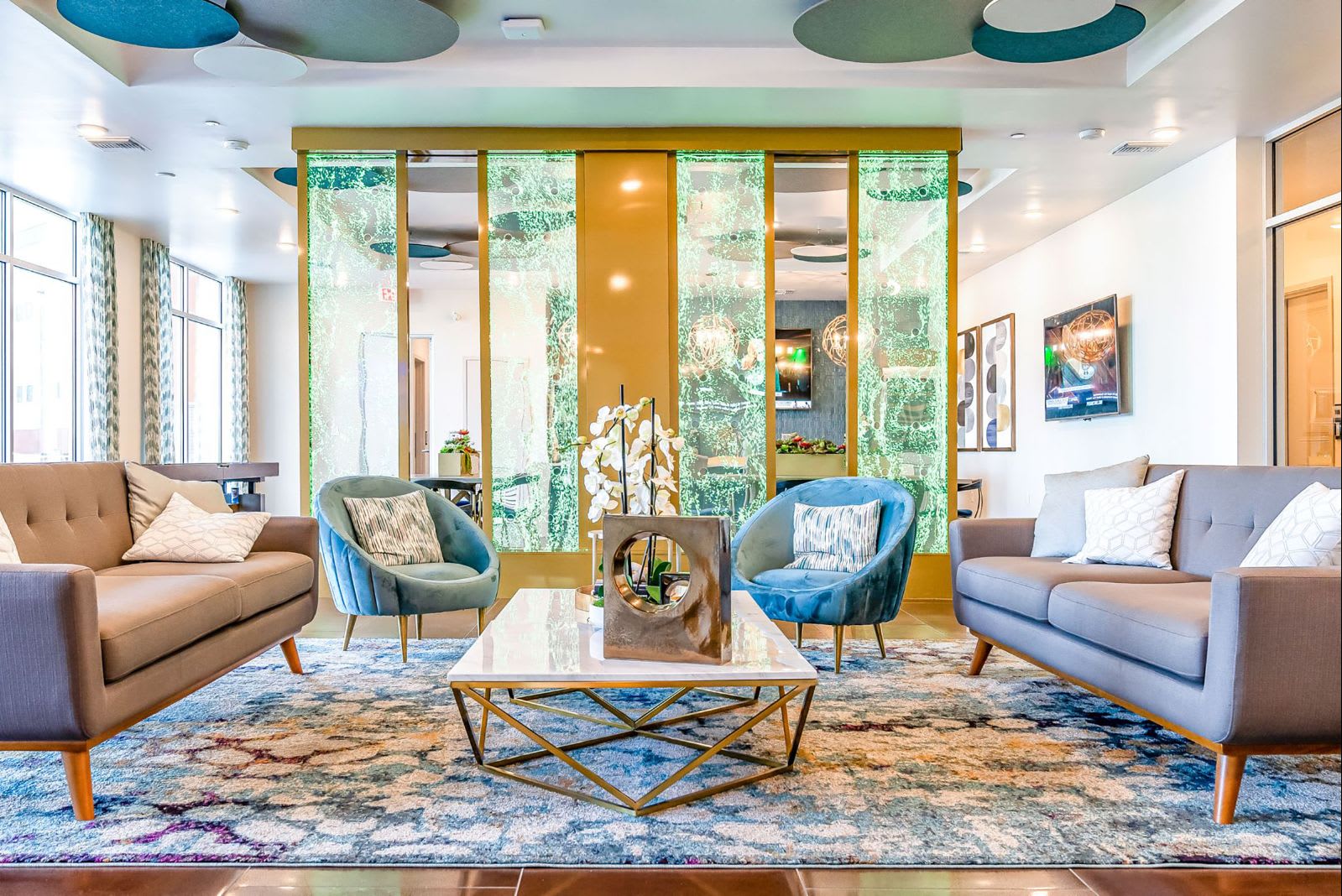 Jade Apartments – photo 1