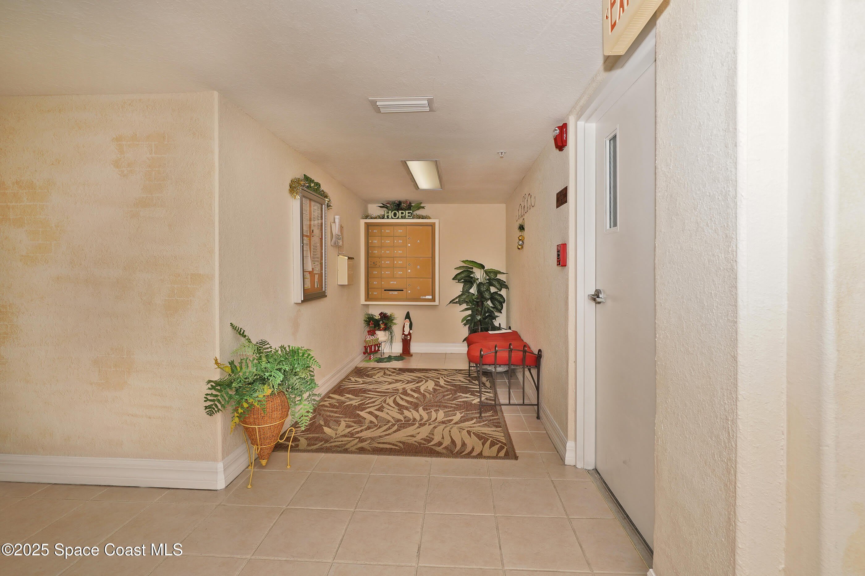 8922 Laguna Lane – photo 4